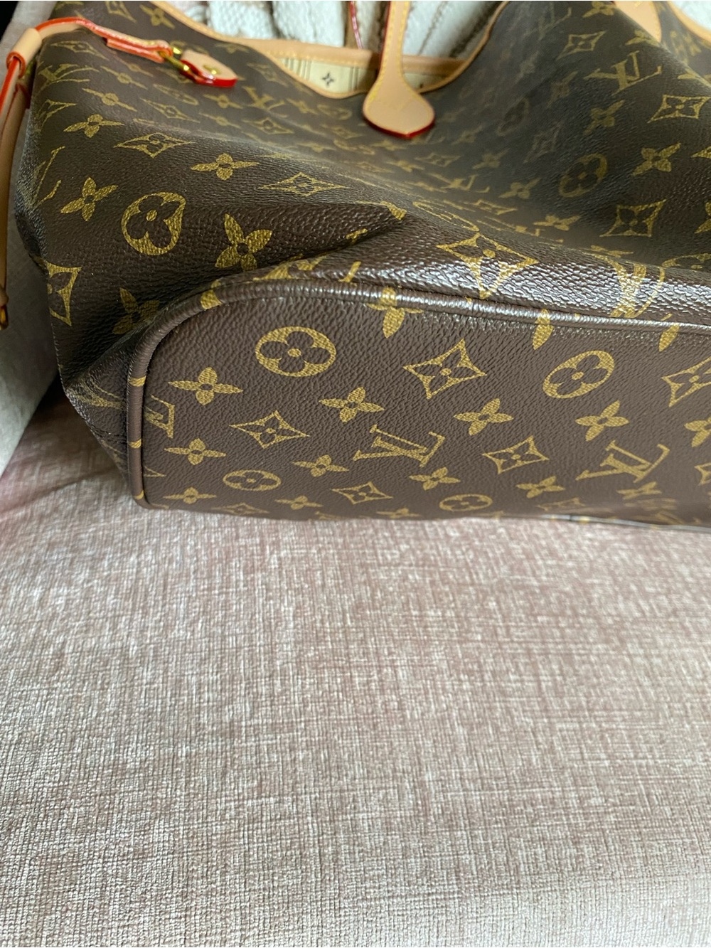 SHOULDER BAG - Picture 13 of 16